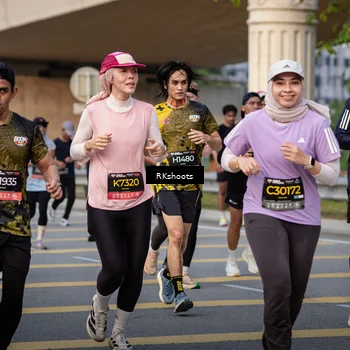 Runner Photo 6662412