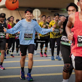 Runner Photo 6662423