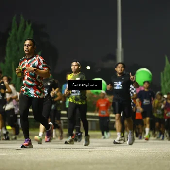 Runner Photo 6662459