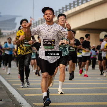 Runner Photo 6662641