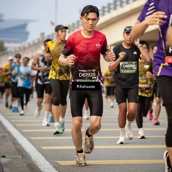 Runner Photo 6662675
