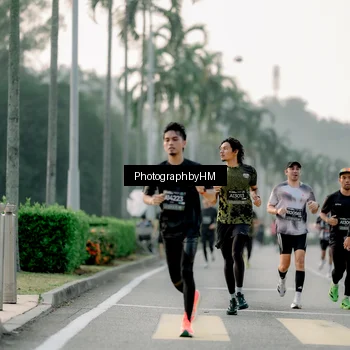 Runner Photo 6662679