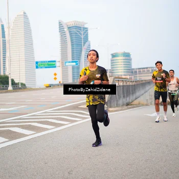 Runner Photo 6662735
