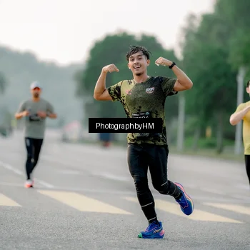 Runner Photo 6663049