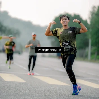 Runner Photo 6663052