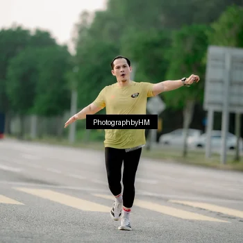 Runner Photo 6663055