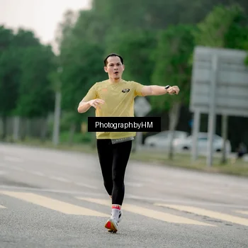 Runner Photo 6663057