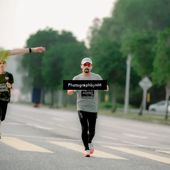 Runner Photo 6663072