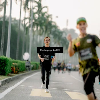 Runner Photo 6663102