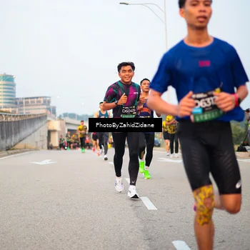Runner Photo 6663129