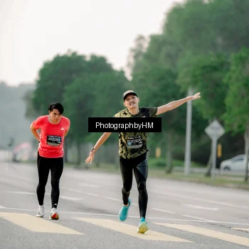 Runner Photo 6663130