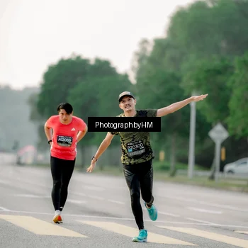 Runner Photo 6663131