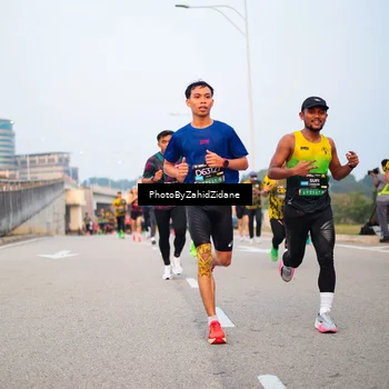 Runner Photo 6663137