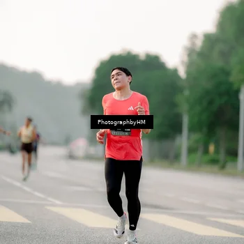 Runner Photo 6663149