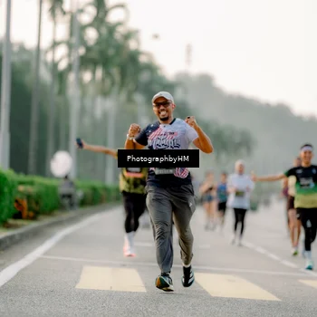 Runner Photo 6663160