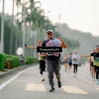 Runner Photo 6663166