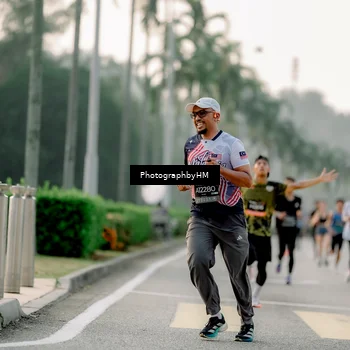Runner Photo 6663167
