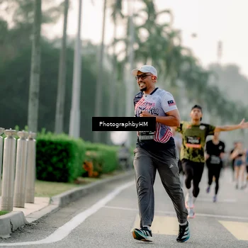 Runner Photo 6663169