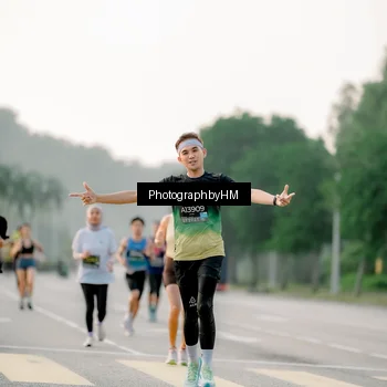 Runner Photo 6663183