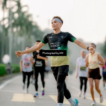Runner Photo 6663198