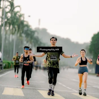 Runner Photo 6663235