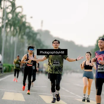 Runner Photo 6663240