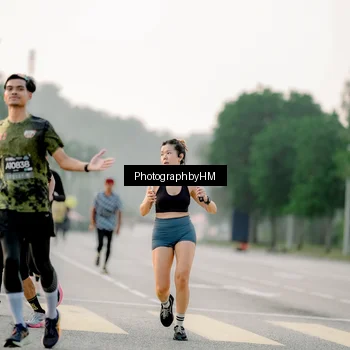 Runner Photo 6663245