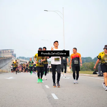 Runner Photo 6663275
