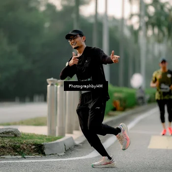 Runner Photo 6663282