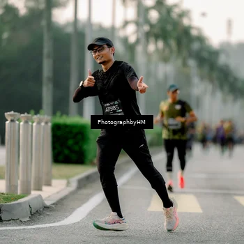 Runner Photo 6663289