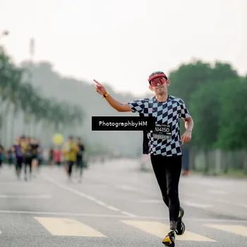 Runner Photo 6663295