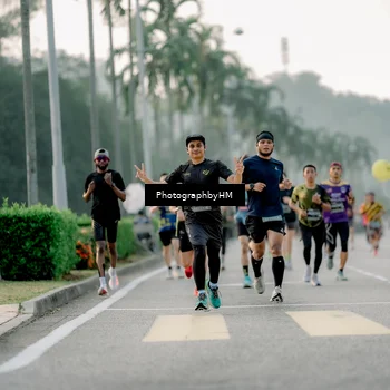 Runner Photo 6663313