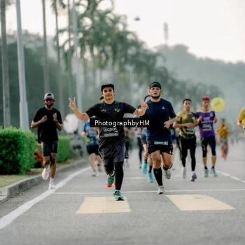 Runner Photo 6663316