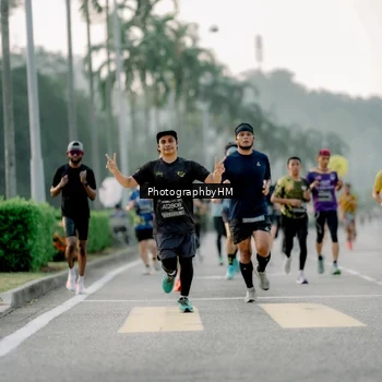 Runner Photo 6663324