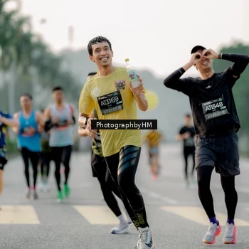 Runner Photo 6663331