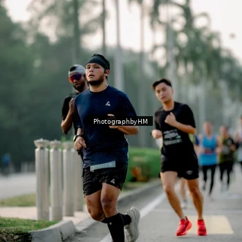Runner Photo 6663333