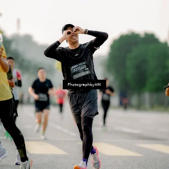 Runner Photo 6663334