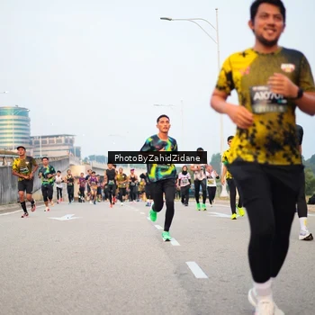 Runner Photo 6663346