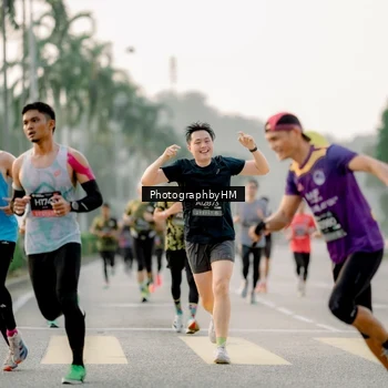 Runner Photo 6663347