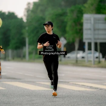 Runner Photo 6663361
