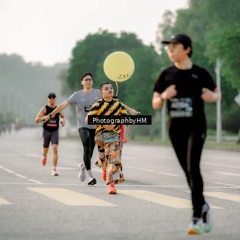 Runner Photo 6663365