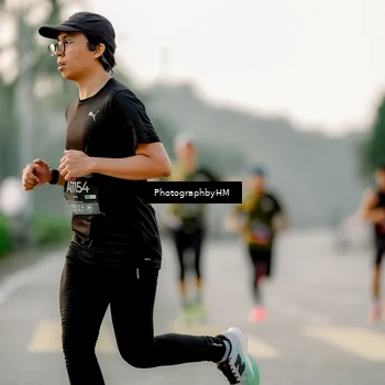 Runner Photo 6663373