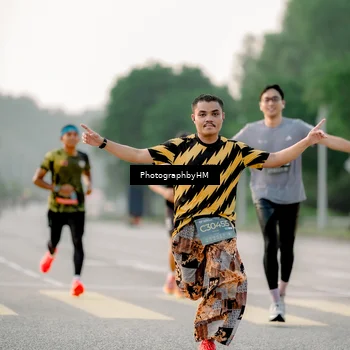 Runner Photo 6663387