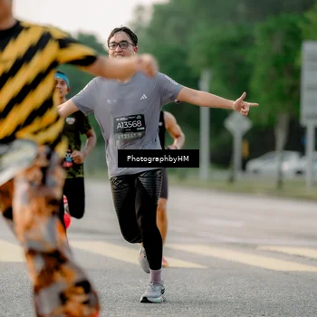 Runner Photo 6663393
