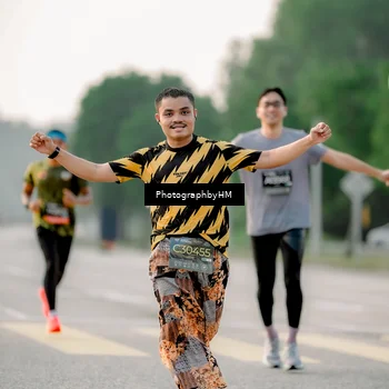Runner Photo 6663399