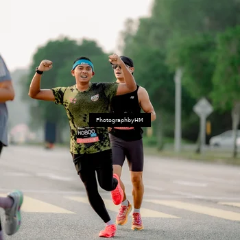 Runner Photo 6663403