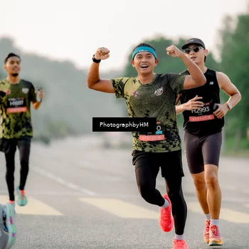 Runner Photo 6663405