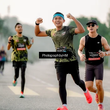 Runner Photo 6663407
