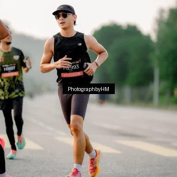 Runner Photo 6663409