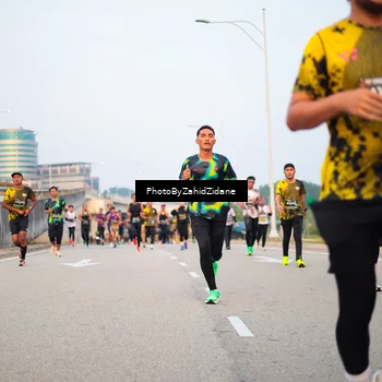 Runner Photo 6663410